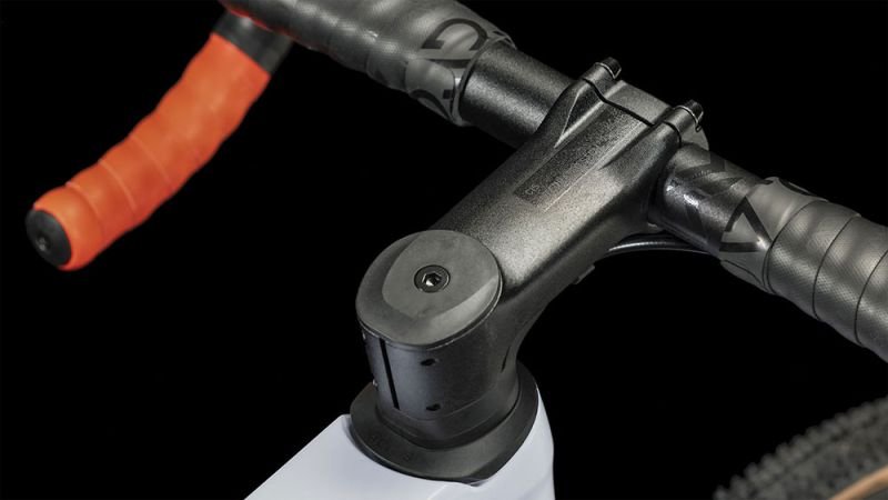 CUBE Cross Race C62 SLX teamline 688500 4 800x800.jpg