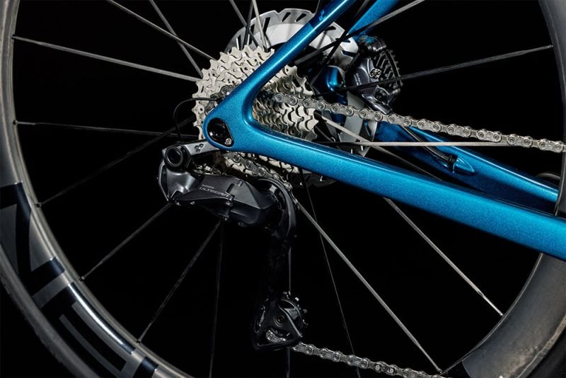 Cube Litening AIR C68X SLX electricblue n blue 679600 7 800x800.jpg