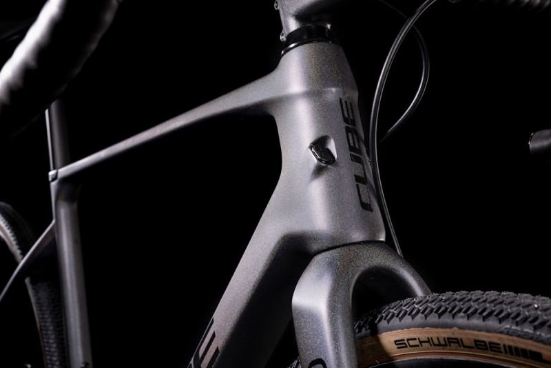 Cube Nuroad C62 SLT flatprizmblack´n´black 5.jpg