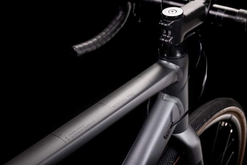 Cube Nuroad Pro inkgrey n´black 1.jpg