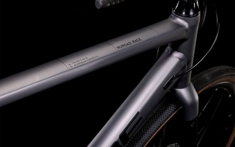 Cube Nuroad Race grey´n´black 1.jpg